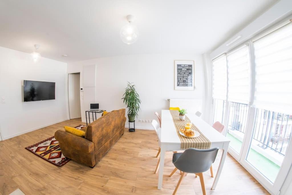 Apartment Paris & Disneyland - 2min From Train Station - Free Private Parking